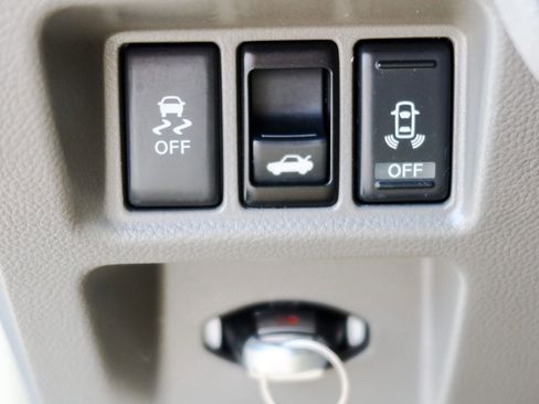 Used 2013 INFINITI G37 x Sedan w/ Premium Pkg AWD/4WD image 13