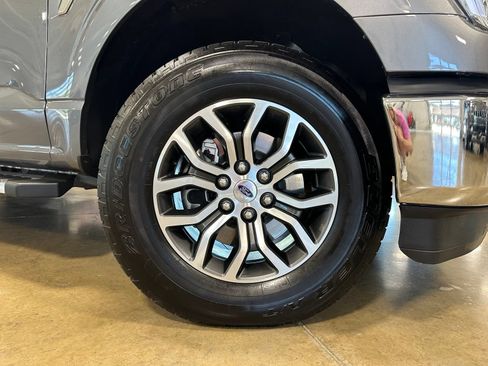 Used 2022 Ford F150 Lariat w/ Trailer Tow Package AWD/4WD image 10