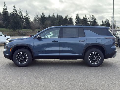 New 2026 Chevrolet Traverse Z71 w/ Driver Confidence Package image 2