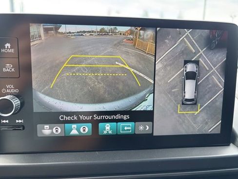 Used 2024 Honda Pilot TrailSport image 19