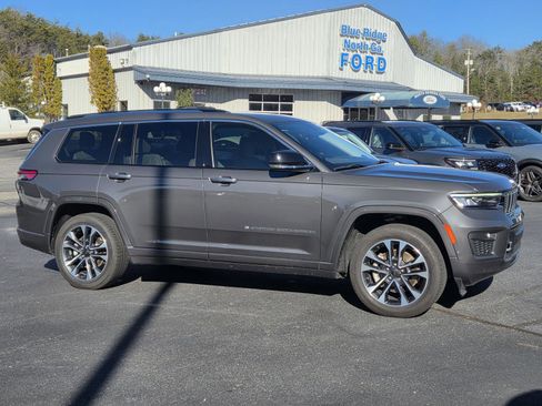 Used 2021 Jeep Grand Cherokee L Overland image 21