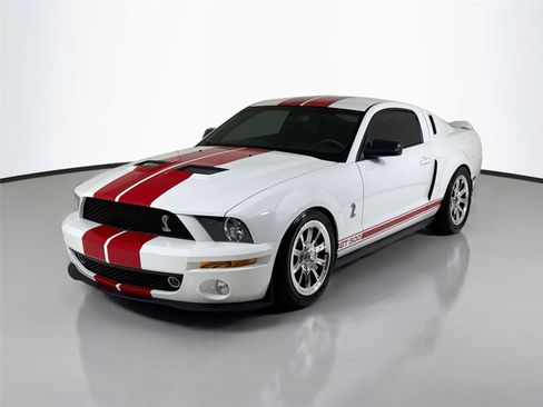 Used 2009 Ford Mustang Shelby GT500 RWD image 10