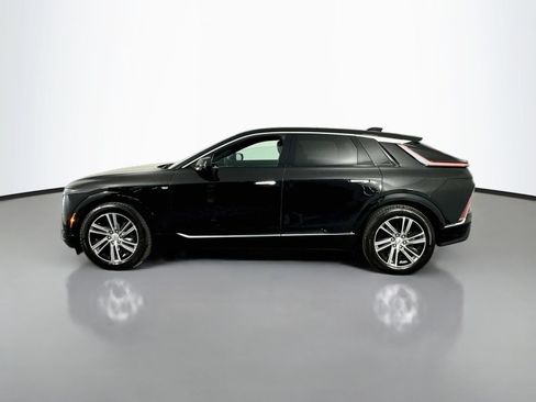 Used 2024 Cadillac Lyriq Luxury AWD/4WD image 4