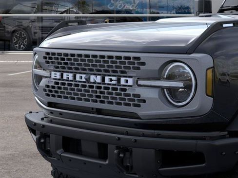 New 2026 Ford Bronco Badlands AWD/4WD image 19