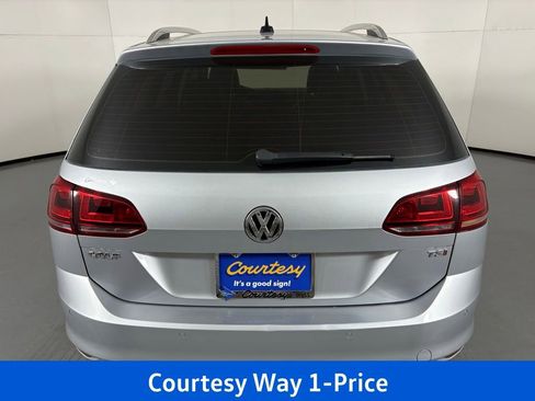 Used 2015 Volkswagen Golf SEL FWD image 10