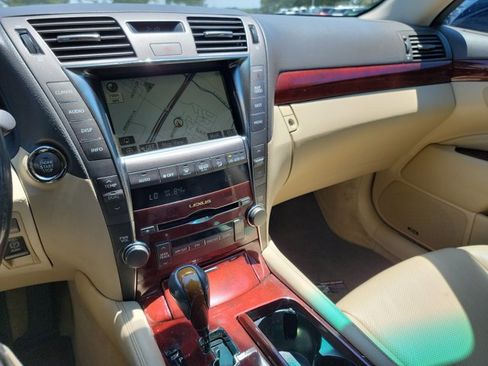 Used 2009 Lexus LS 460 RWD image 22