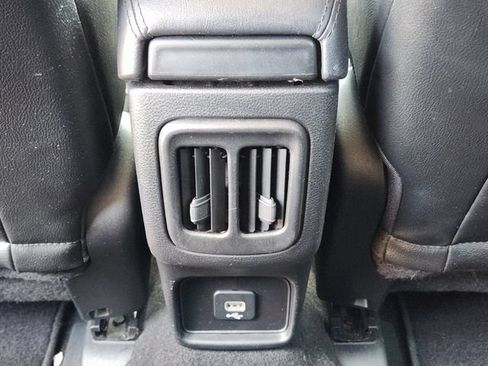 Used 2021 Jeep Compass Latitude w/ Sun and Sound Group FWD image 31