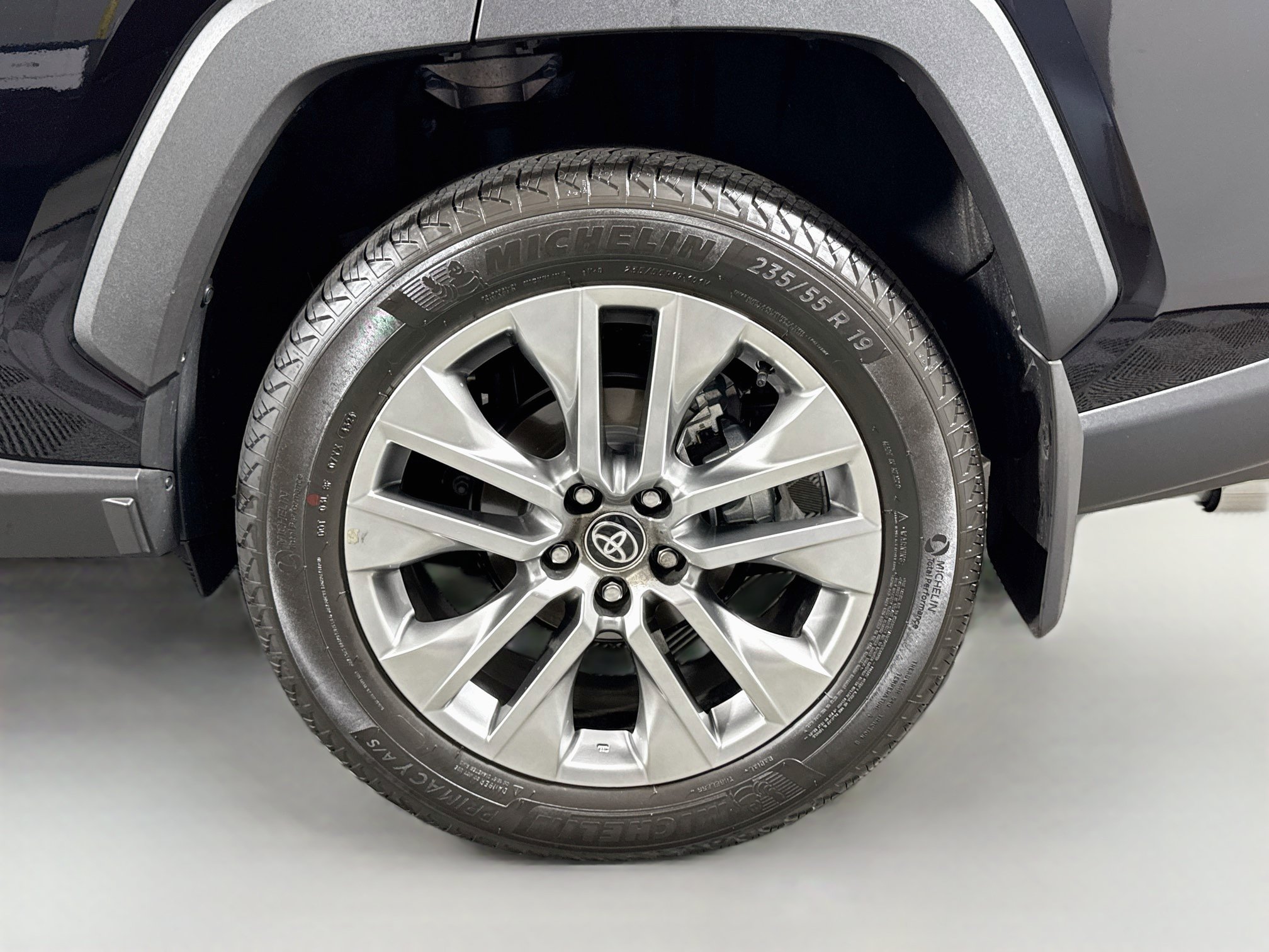 Certified 2025 Toyota RAV4 XLE Premium w/ Weather Package AWD/4WD image 32