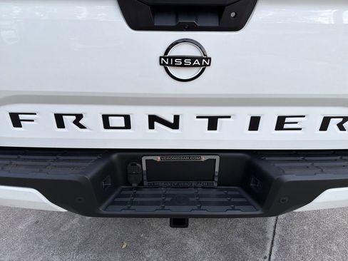 New 2026 Nissan Frontier SV w/ SV Convenience Package image 10