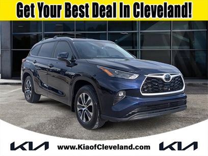 Used 2024 Toyota Highlander XLE