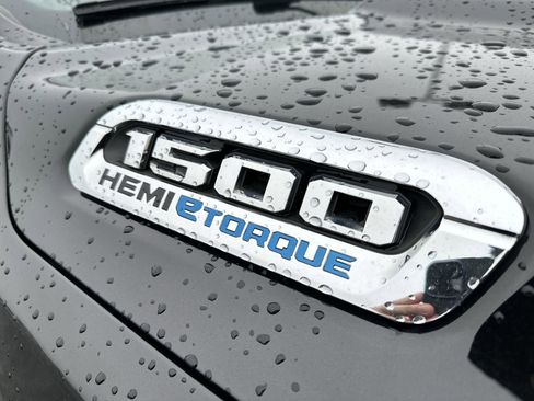 Used 2022 RAM 1500 Laramie image 24