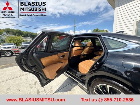 Used 2023 Lexus LS 500 AWD w/ Luxury Package image 35