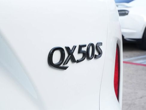 Certified 2025 INFINITI QX50 Sport image 20