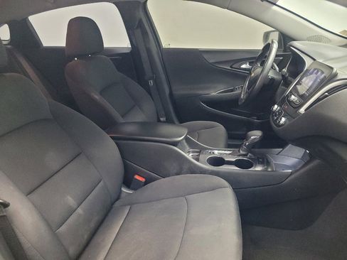 Used 2022 Chevrolet Malibu RS image 21