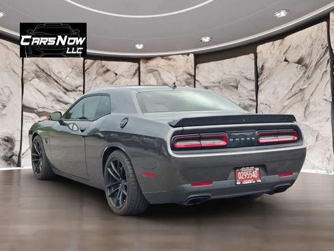 Used 2023 Dodge Challenger SRT Hellcat w/ Driver Convenience Group RWD image 4