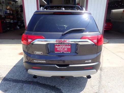 Used 2017 GMC Acadia SLT AWD/4WD image 19