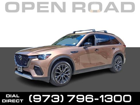 Certified 2025 MAZDA CX-70 Plug-In Hybrid w/ Premium Plus AWD/4WD image 1