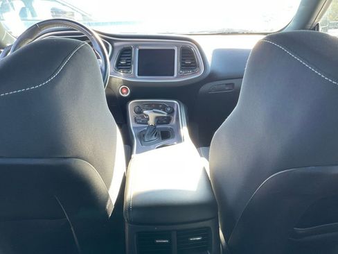 Used 2019 Dodge Challenger SRT Hellcat Redeye image 28