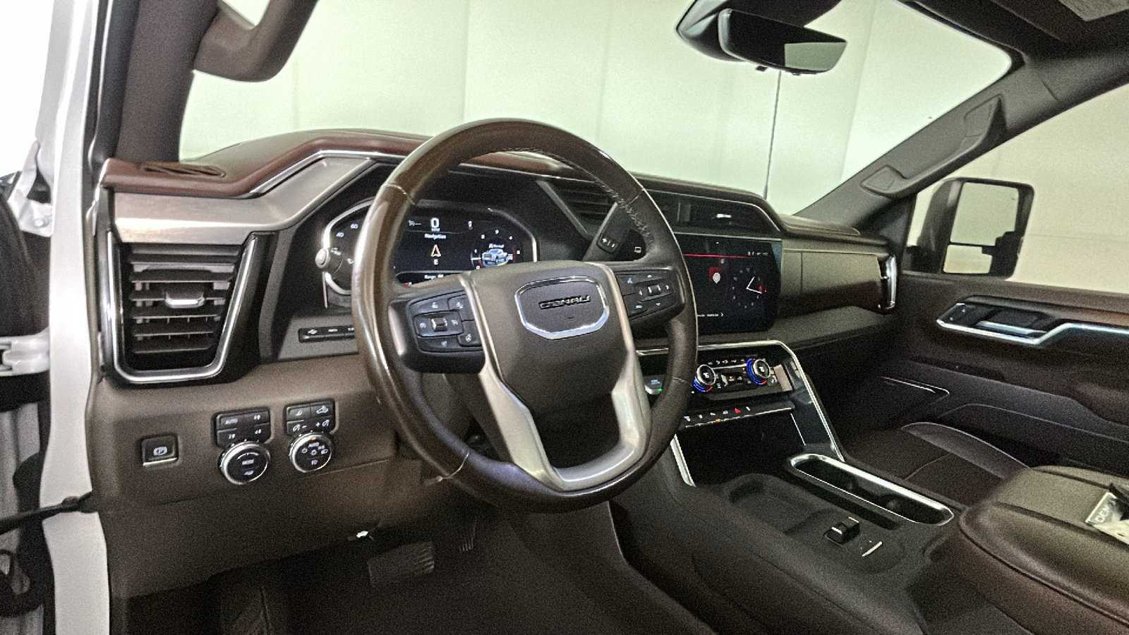 Used 2024 GMC Sierra 3500 Denali w/ Denali Reserve Package AWD/4WD image 16