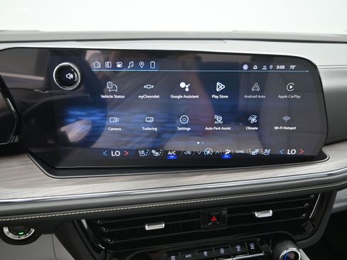 New 2026 Chevrolet Suburban Premier w/ Sun And Tow Package image 18