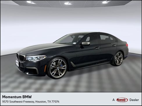 Used 2018 BMW M550i xDrive image 1