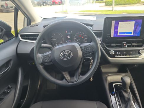 Used 2024 Toyota Corolla LE FWD image 17