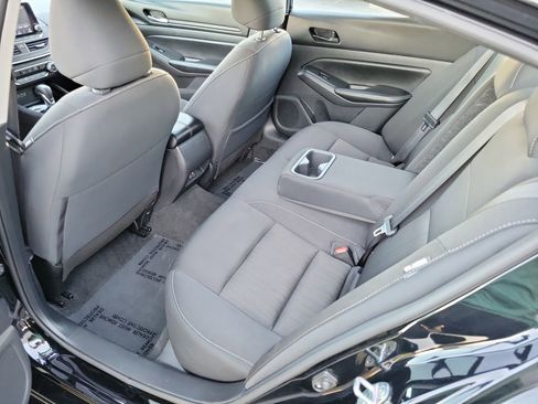 Certified 2024 Nissan Altima 2.5 SV image 19