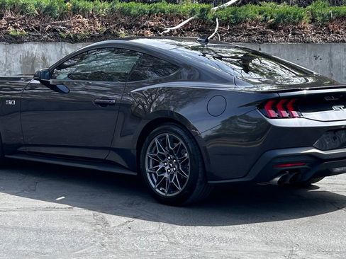 Used 2024 Ford Mustang GT Premium RWD image 3