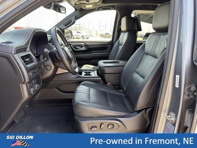 Certified 2021 Chevrolet Suburban RST w/ Luxury Package AWD/4WD image 17