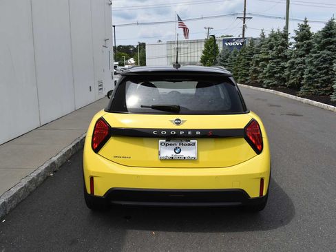 Used 2025 MINI Cooper S FWD image 6