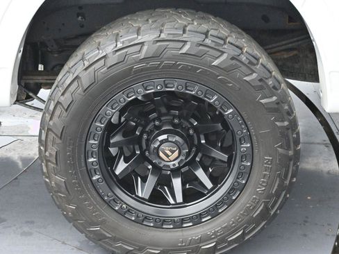 Used 2020 Ford F250 Platinum w/ FX4 Off-Road Package image 42