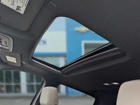 New 2025 Chevrolet Silverado 2500 LTZ w/ LTZ Premium Package image 18