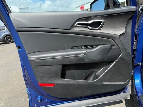 Certified 2024 Kia Sportage X-Line w/ X-Line Premium Package AWD/4WD image 17