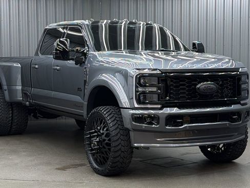 Used 2026 Ford F450 Platinum w/ FX4 Off-Road Package image 7