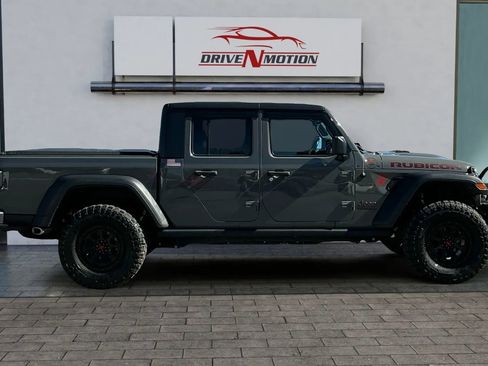 Used 2020 Jeep Gladiator Rubicon image 3