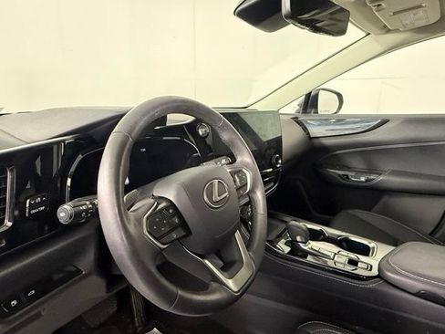 Used 2023 Lexus NX 350 AWD image 7