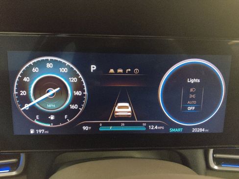 Used 2024 Hyundai Elantra SEL w/ Convenience Package FWD image 23