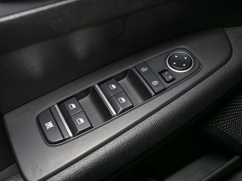 Used 2023 Kia Forte LXS w/ LXS Technology Package image 30