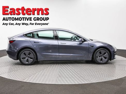 Used 2023 Tesla Model 3 Standard Range RWD image 4