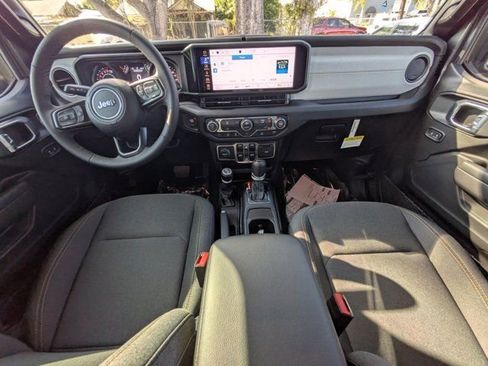 New 2026 Jeep Gladiator Sport AWD/4WD image 13