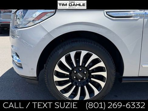 Used 2019 Lincoln Navigator L Reserve AWD/4WD image 7
