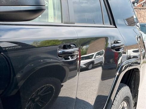 Used 2016 Toyota 4Runner Trail AWD/4WD image 6