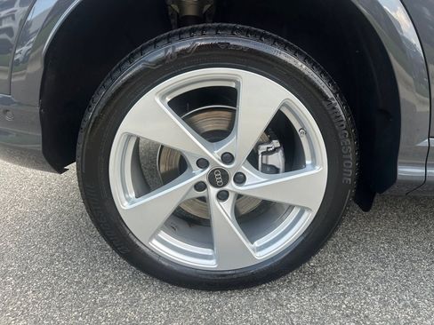Certified 2025 Audi Q5 Premium Plus AWD/4WD image 23