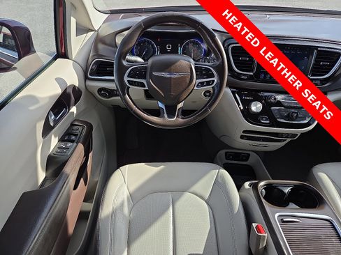 Used 2017 Chrysler Pacifica Touring-L Plus w/ Advanced Safetytec Group image 13