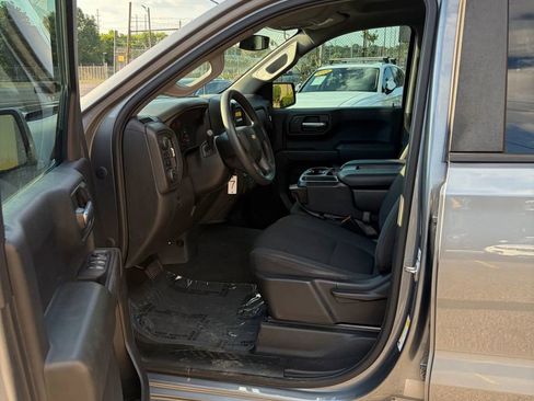 Used 2021 Chevrolet Silverado 1500 Custom AWD/4WD image 10
