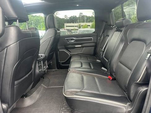 Used 2022 RAM 1500 Laramie AWD/4WD image 17