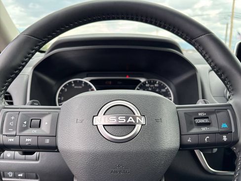 Used 2026 Nissan Rogue SV AWD/4WD image 30