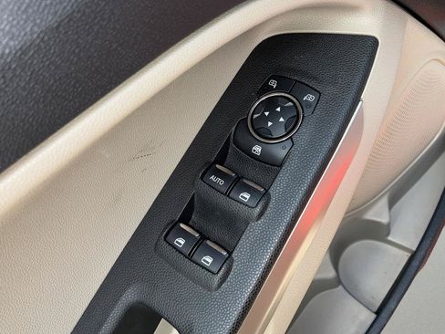 Used 2018 Ford EcoSport S FWD image 21
