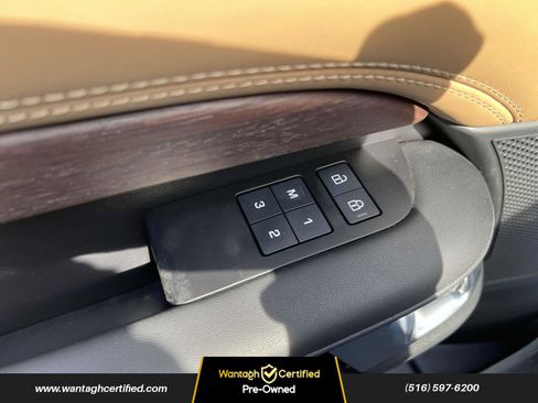 Used 2023 Land Rover Discovery HSE R-Dynamic image 18