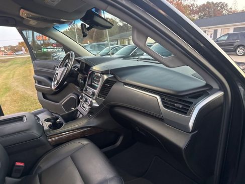 Used 2019 Chevrolet Tahoe LT image 16
